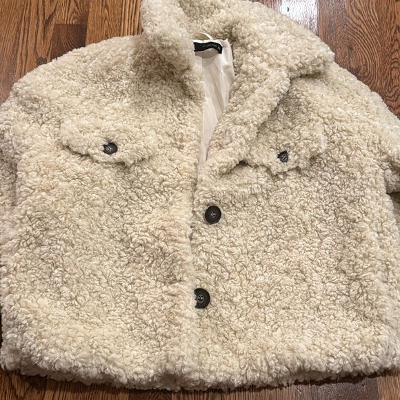 Zara Women’s Cream Fluffy Teddy Coat Size Small - Picture 2 of 7